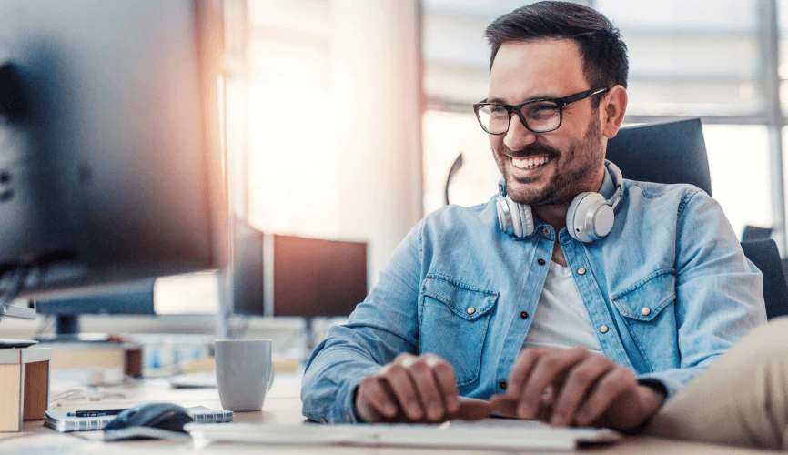 A Shopify developer on the Ecomm Wizards development team